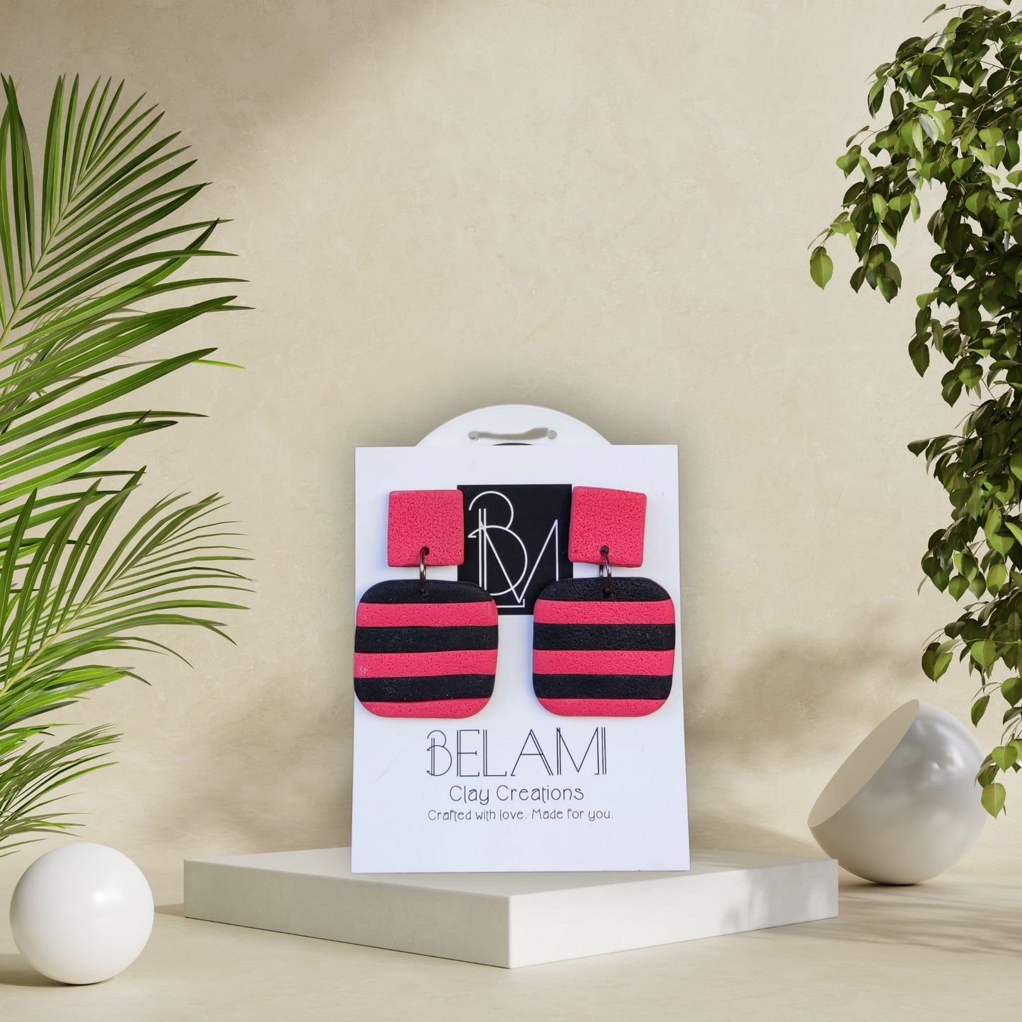 BOLD & BLOCK – Σκουλαρίκια με Ρίγες σε Τετράγωνο Σχήμα
