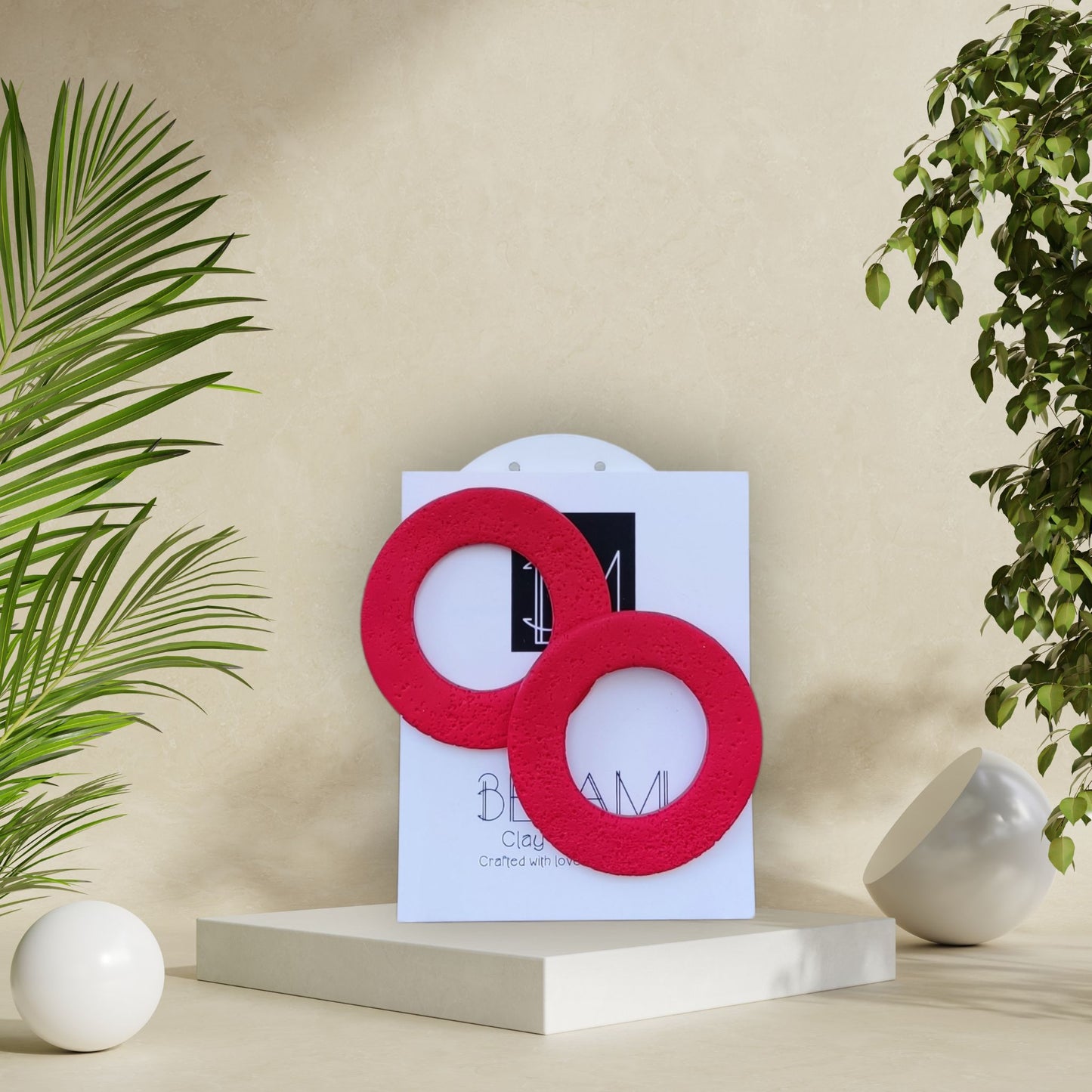 CORAL HOOPS – Τολμηροί Κόκκινοι Κρίκοι