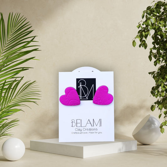 PINK FLARE – Bold Textured Hearts