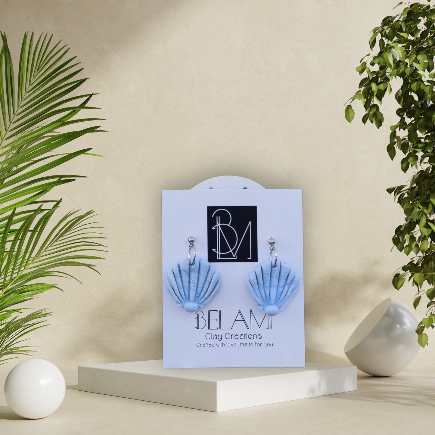 SHELL GLOW – Γαλάζια Κοχύλια Σκουλαρίκια